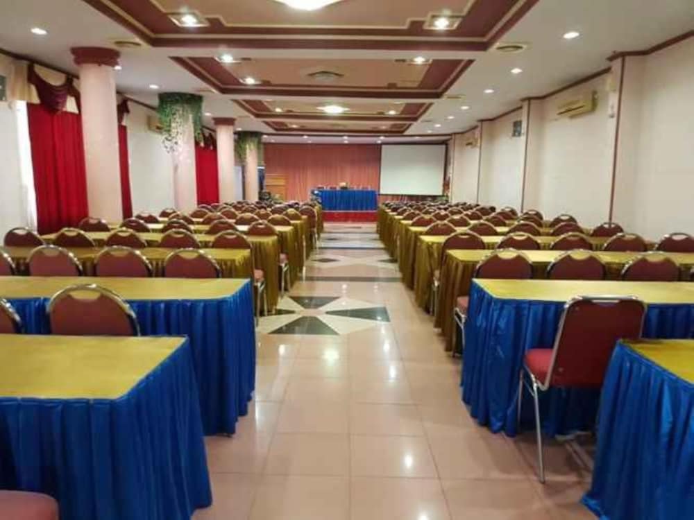 Hotel Parewisata 14/22