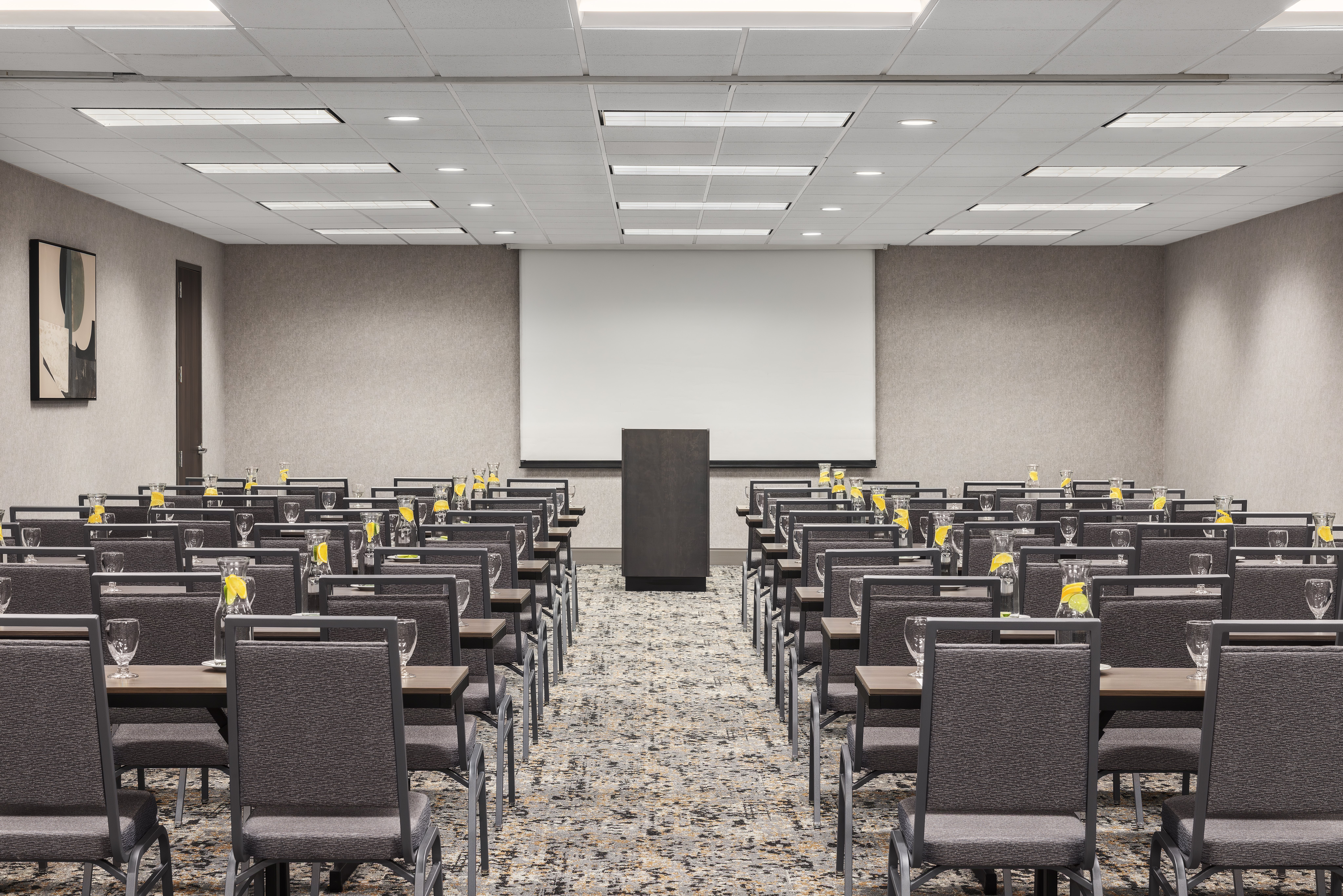 Holiday Inn Wichita East I 35 57/77