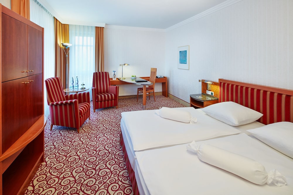 Dorint Herrenkrug Parkhotel Magdeburg 5/53