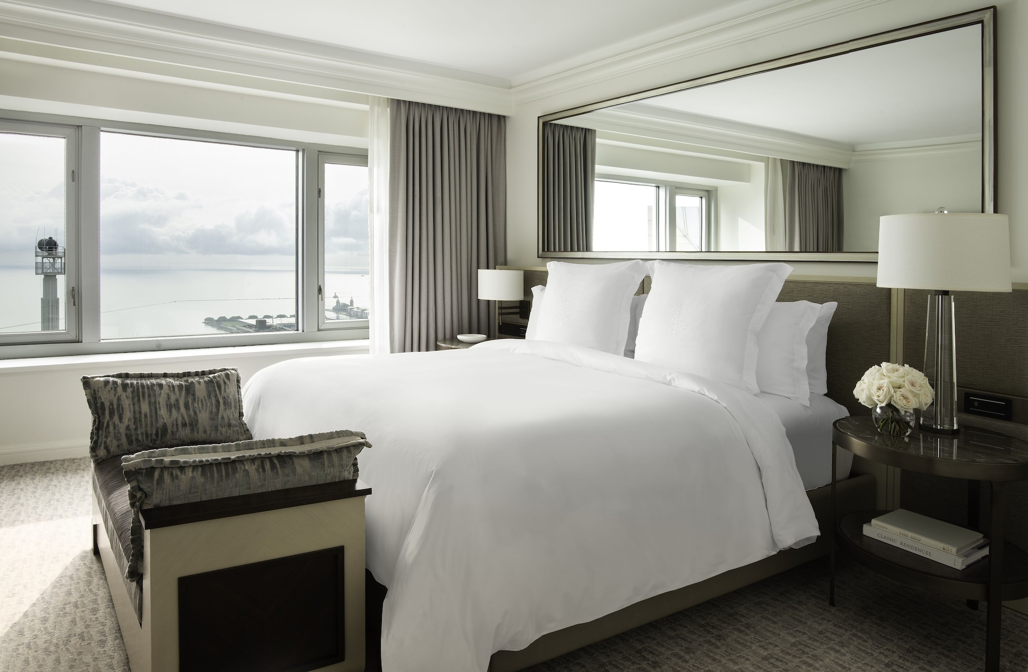 1 BEDROOM, SUITE