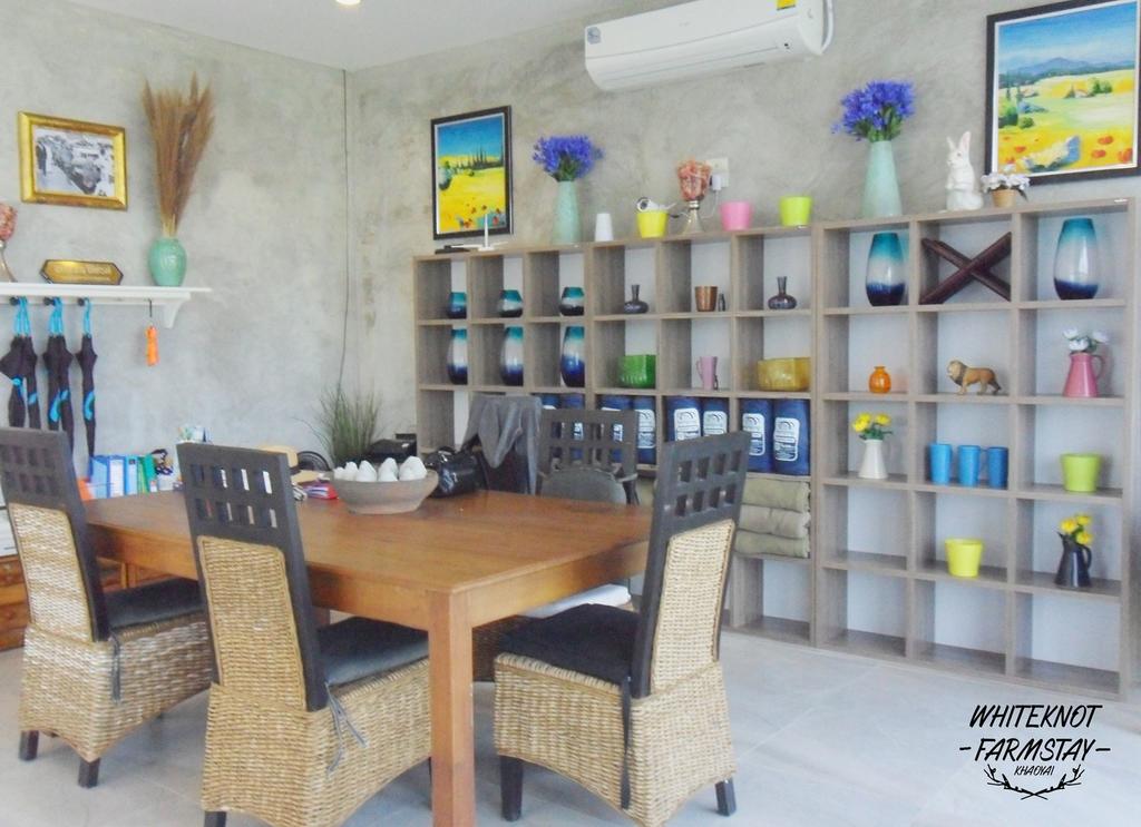 White Knot Khao Yai 42/50