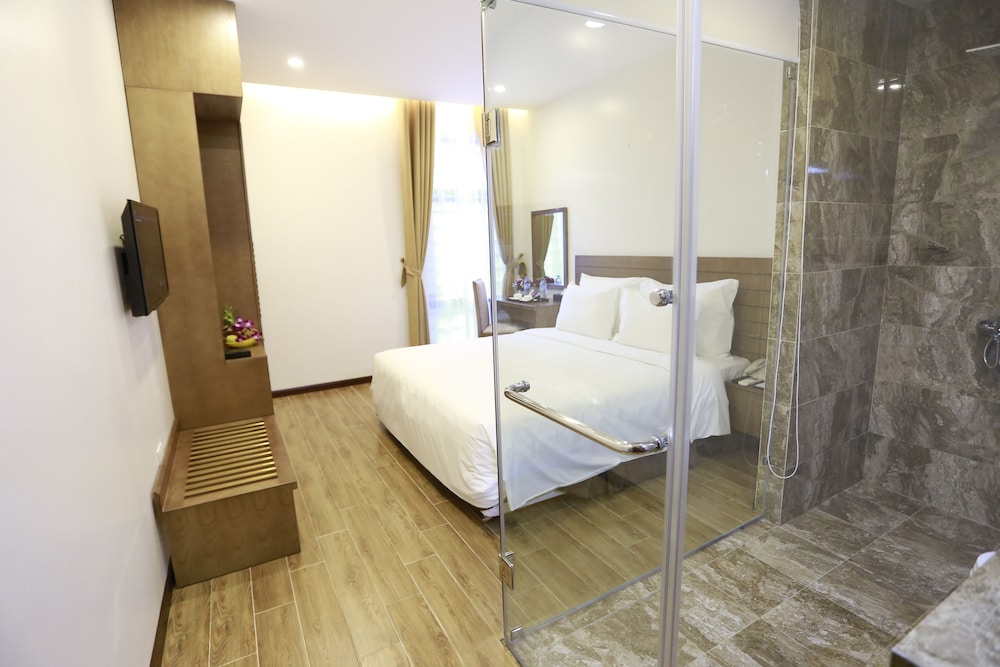 One Hotel Hanoi 9/62