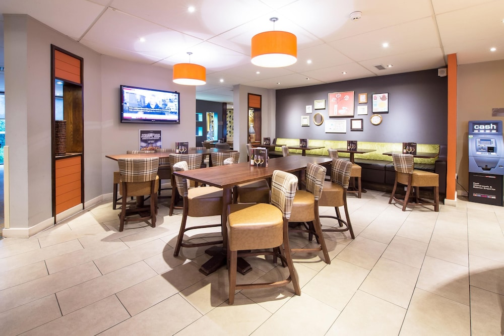 Premier Inn Portsmouth Port Solent 61/69