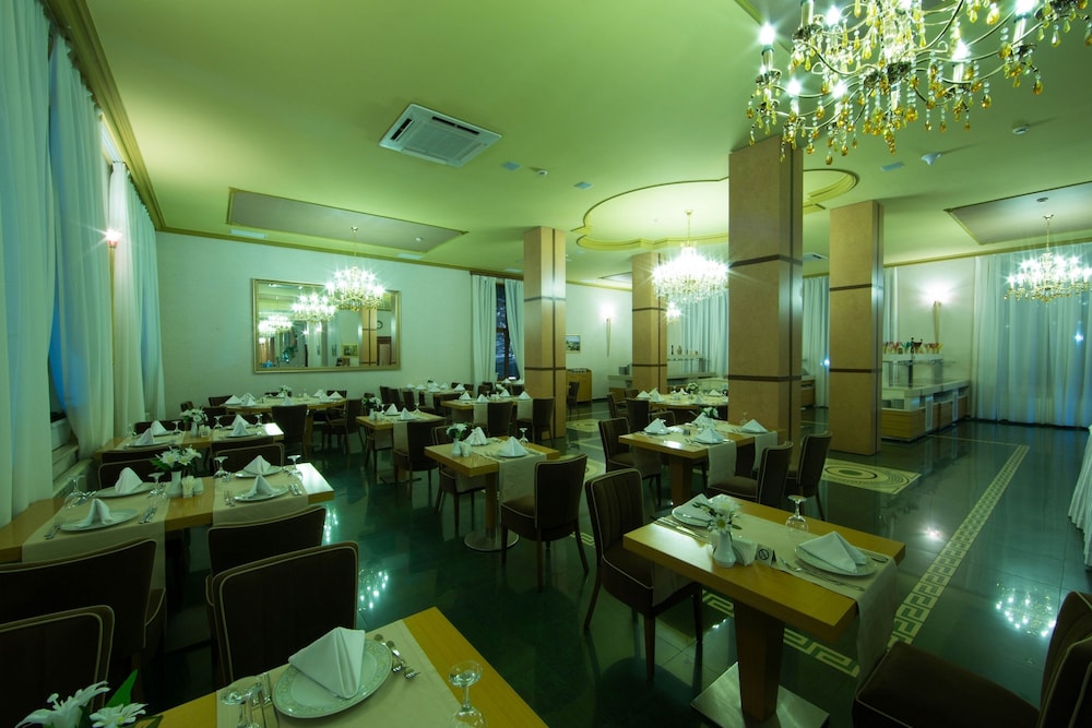 QAFQAZ RESORT HOTEL 29/50