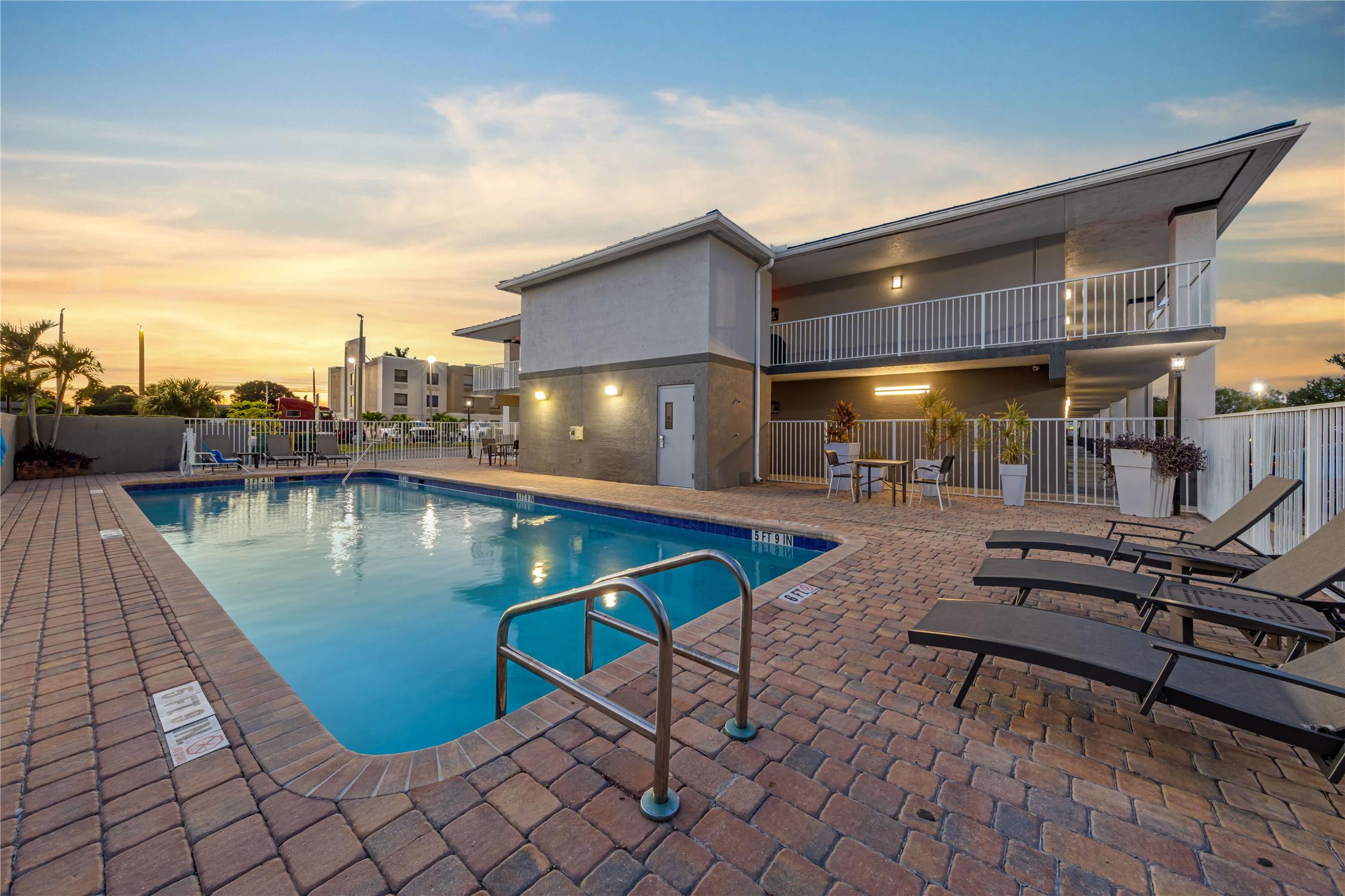 Best Western Of Clewiston 4/19