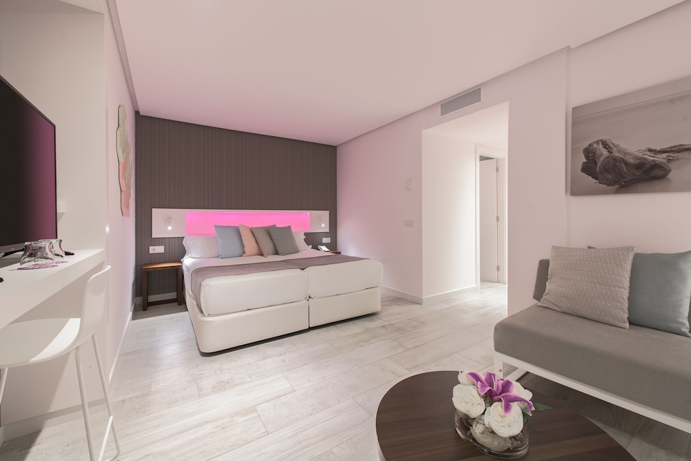 Hotel Garbi Ibiza & Spa 10/39