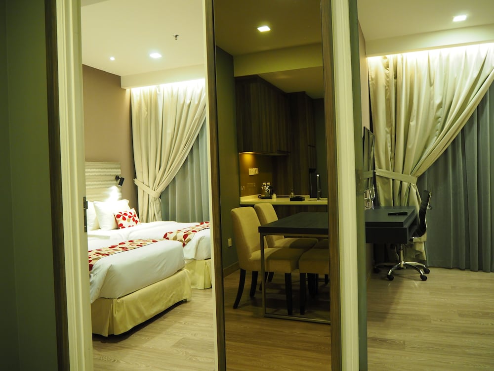 Ramada Suites by Wyndham Kuala Lumpur City Centre 18/64