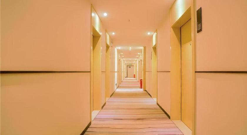 City Comfort Inn Xianning Tongcheng Zhuangyuan Square 28/50