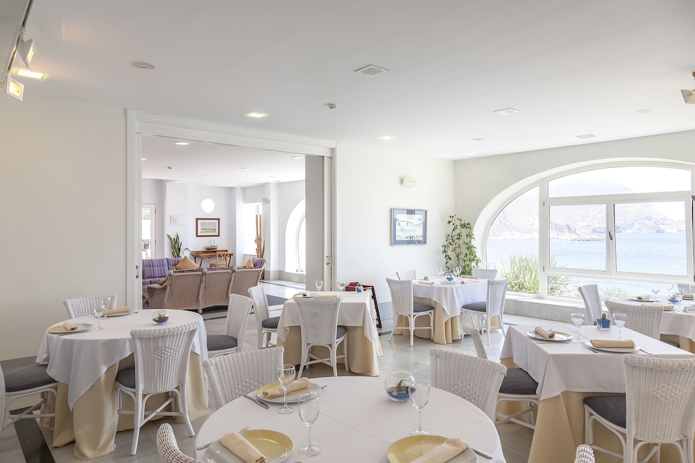 Dona Pakyta Hotel 24/30