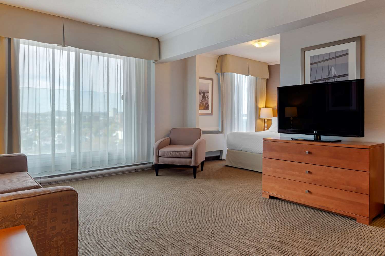 Best Western Plus Gatineau-Ottawa 14/21