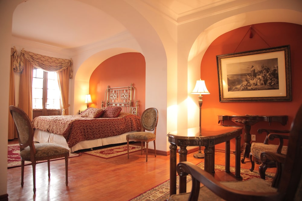 Parador Santa Maria La Real 21/36