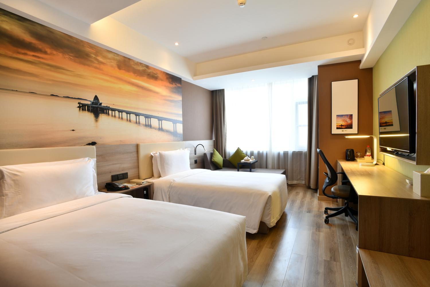 Elegant, Twin Beds