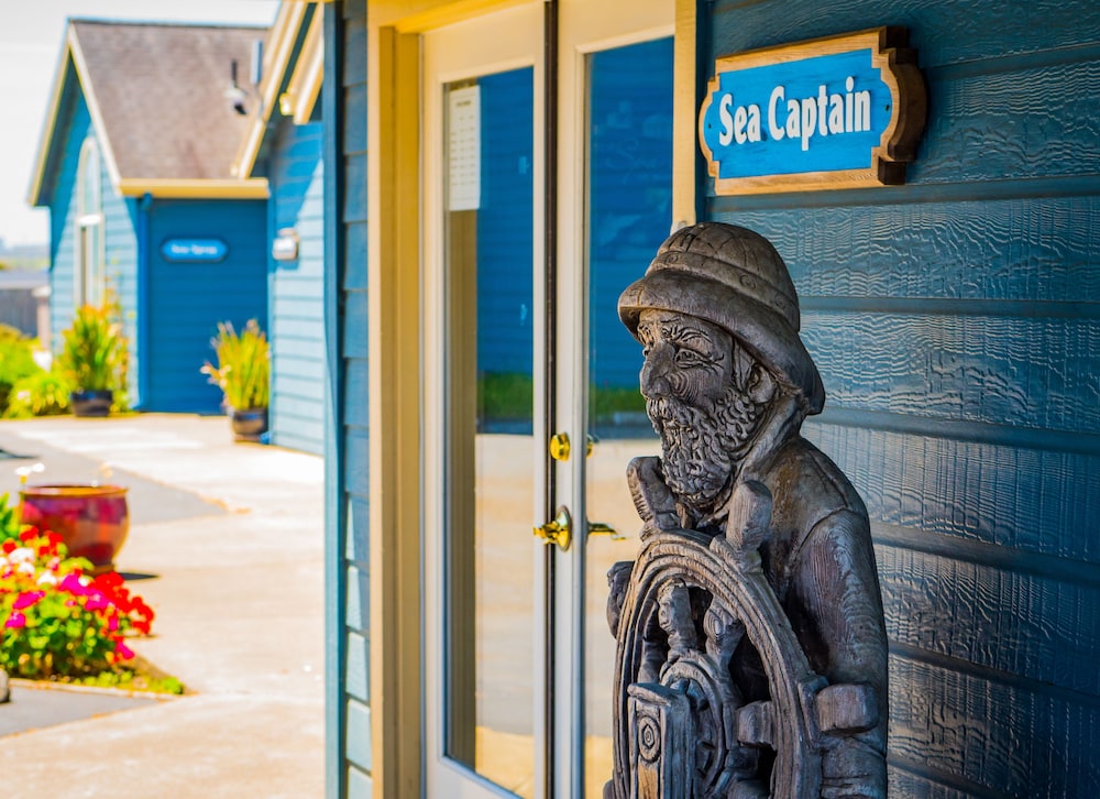 Surf & Sand Lodge 22/45