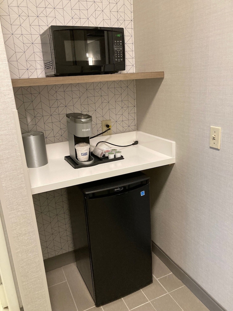 Holiday Inn Express Akron Nw Fairlawn 30/31