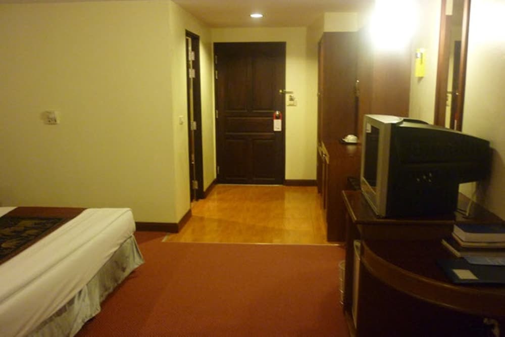 Punjadara Hotel 24/52