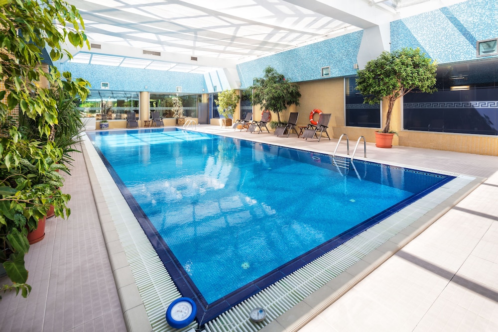 Dostyk Hotel 47/64