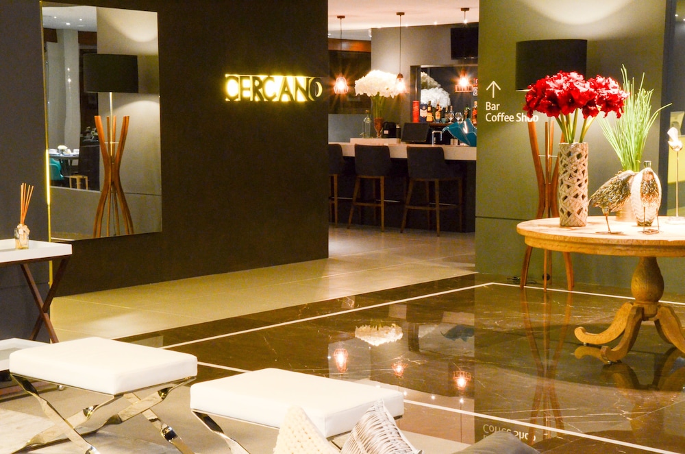 Cercano Hotel 10/72