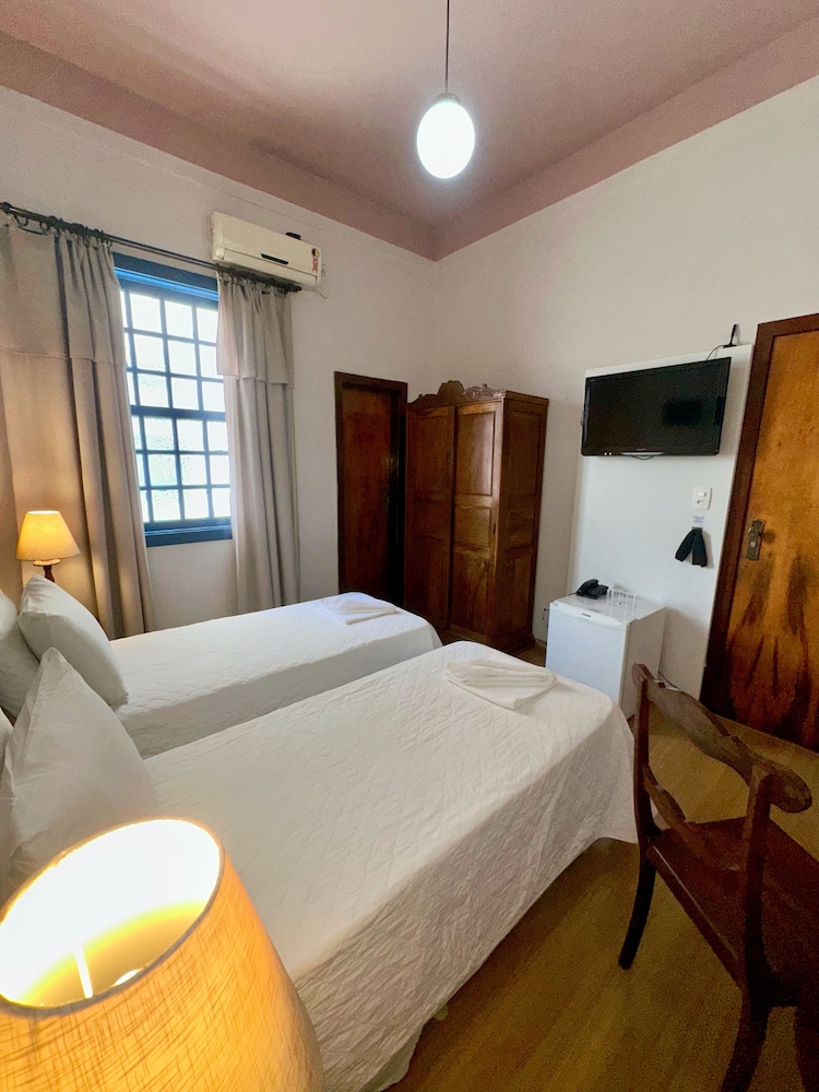 Hotel Lenheiros 22/61