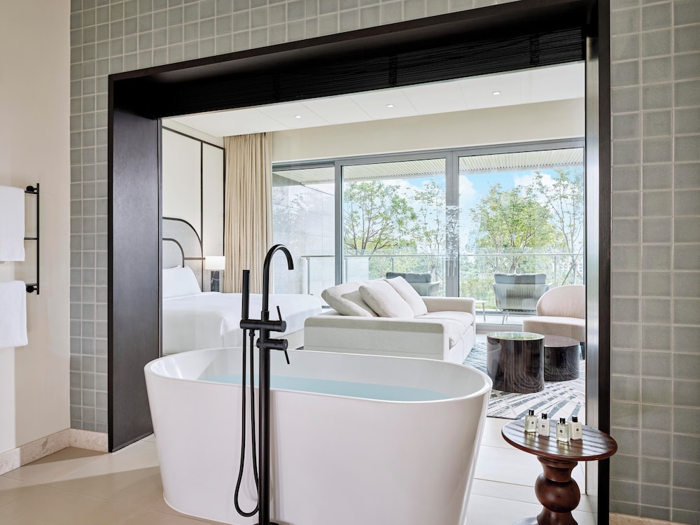 Grand Josun Hill Suite 60/60