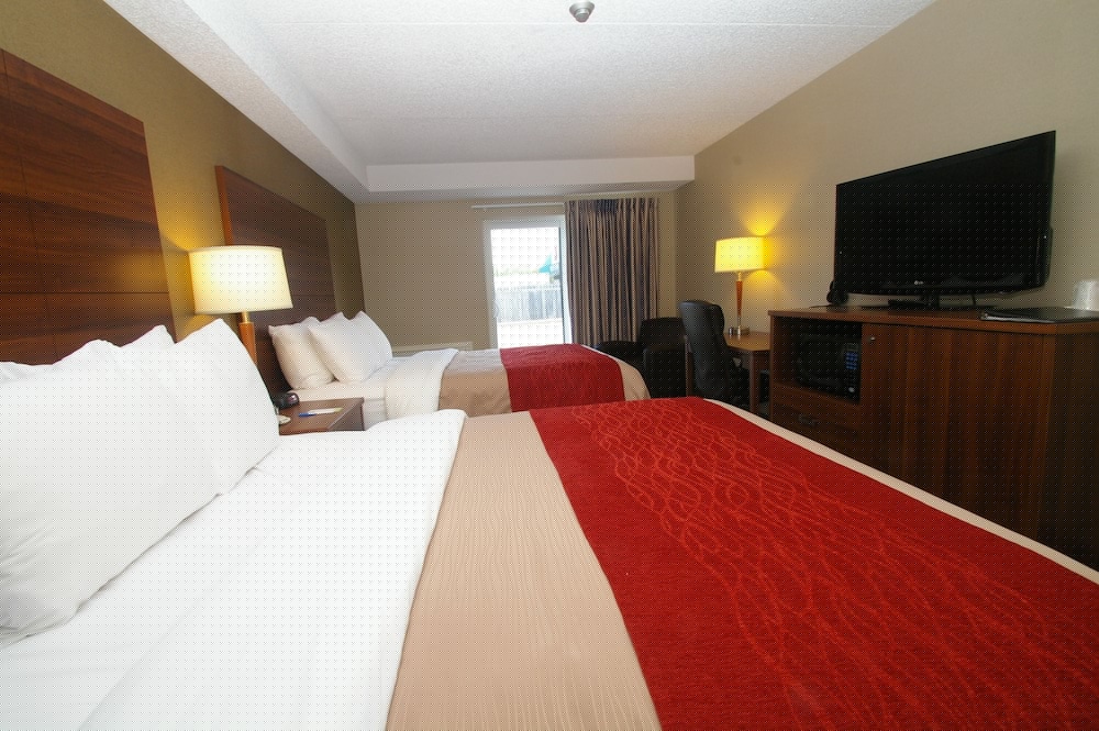 Comfort Inn Huntsville Ontario 14/40