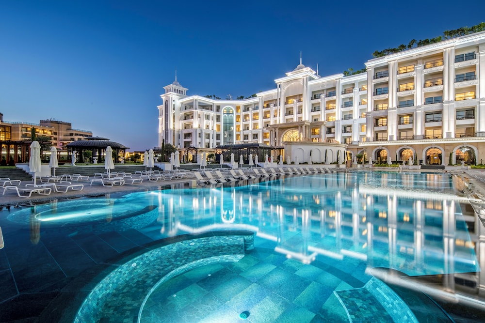 Merit Royal Diamond Hotel & Spa 19/20