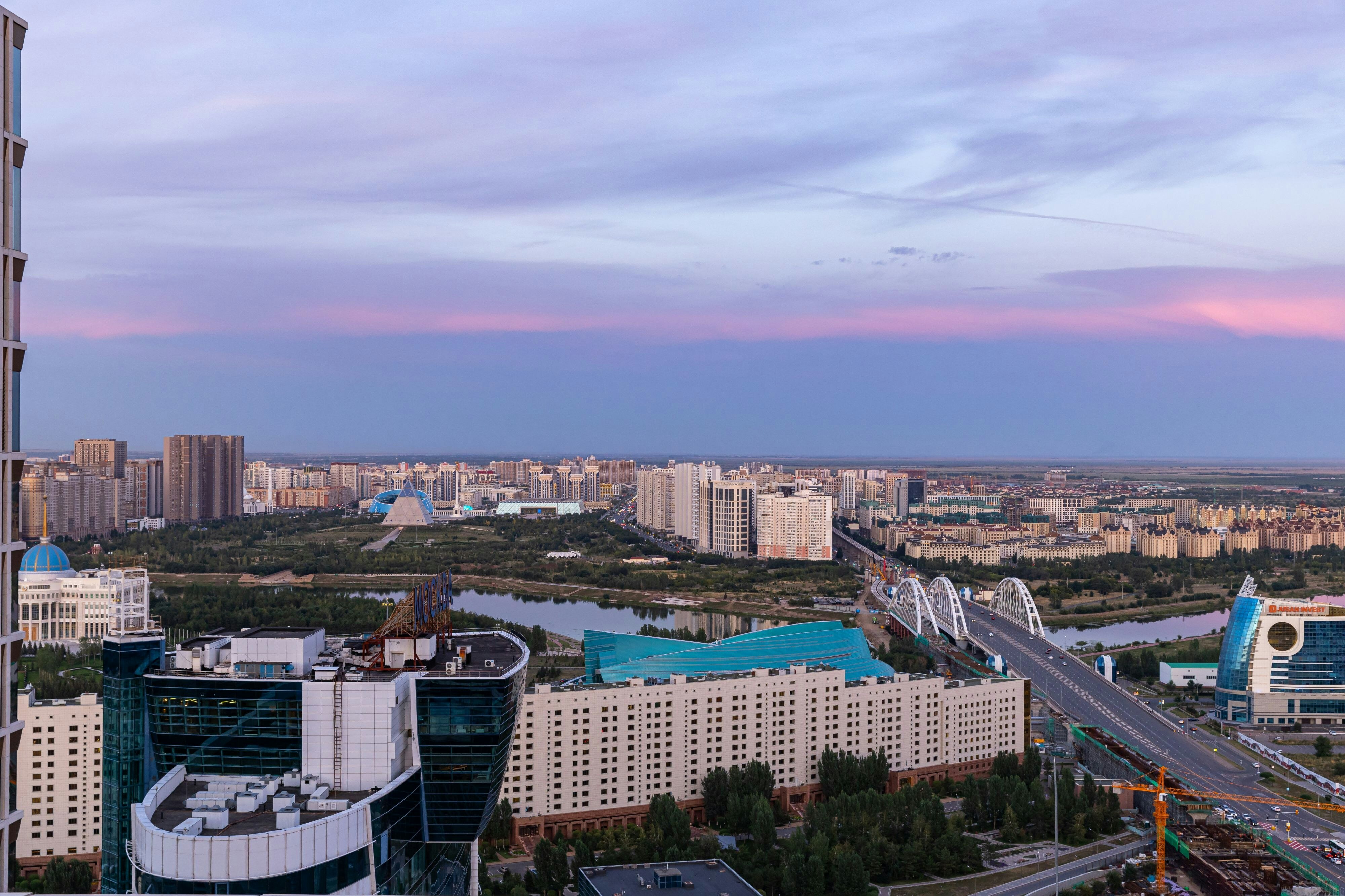 THE RITZ-CARLTON ASTANA 37/39