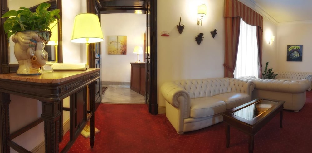 Manganelli Palace 18/31
