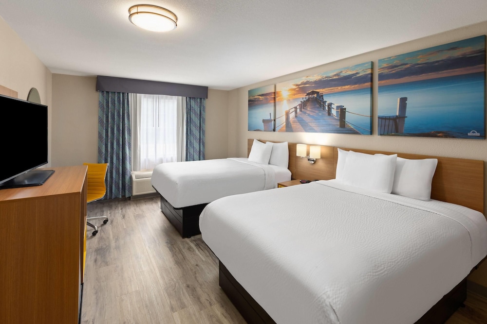 Days Inn by Wyndham Lincoln, AL 20/50