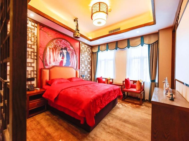 VX Wuxi Jiangyin High-tech Zone Panlongshan Park Hotel 10/18