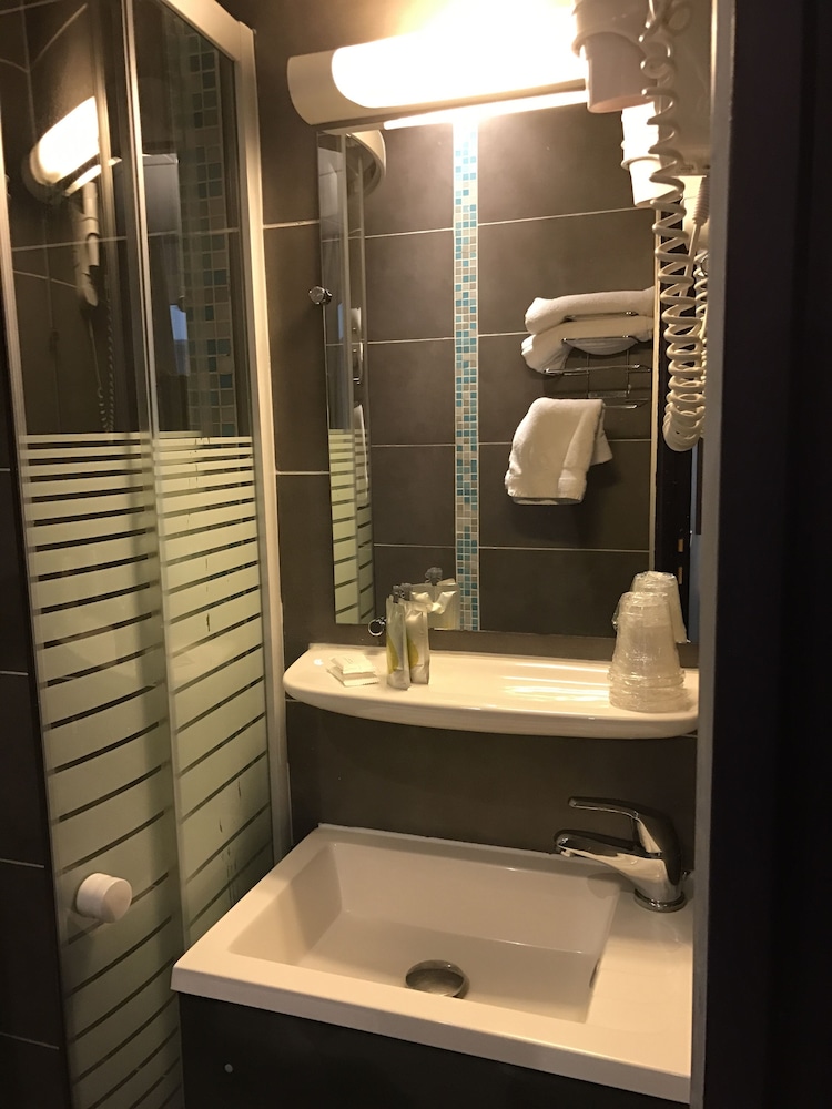 Hotel Tipi Paris 12/31