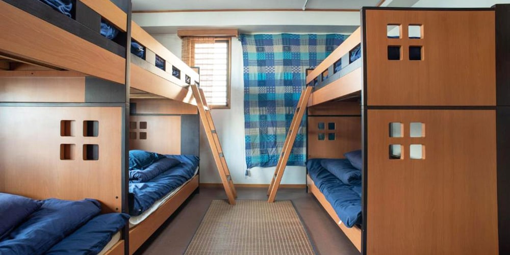 Guest House WA - Hostel 37/62
