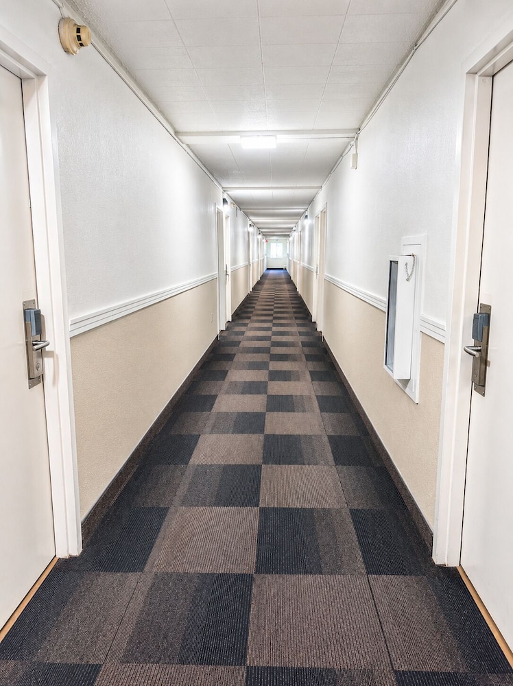 Motel6 New Stanton, PA 30/43
