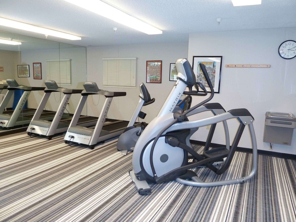 Sonesta Simply Suites Chicago Libertyville 24/42