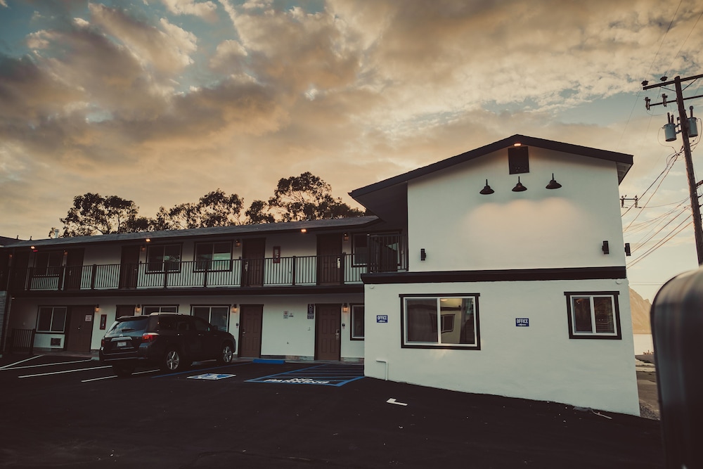 Travelodge Morro Bay 44/55
