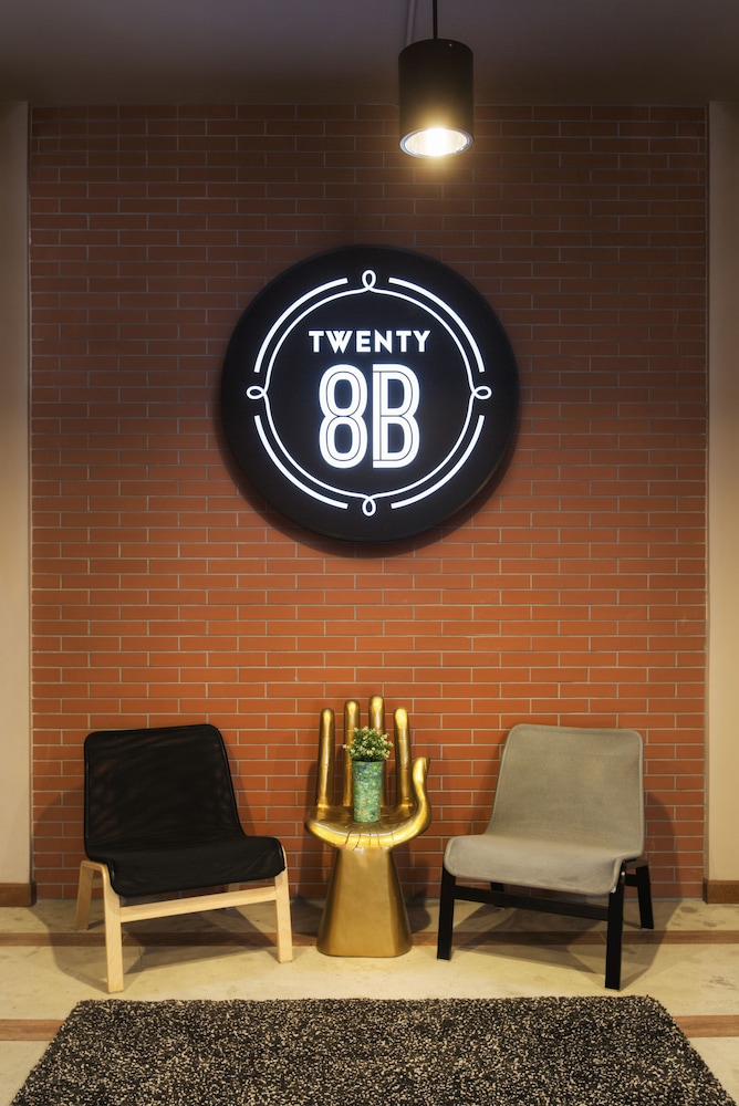 Hotel Twenty 8B 24/40
