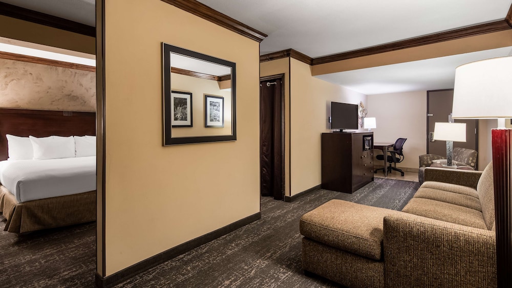 Best Western Plus Raton Hotel 25/43