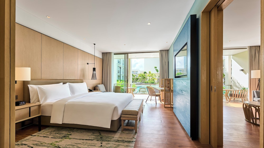 1 Bedroom, Suite, Single Bed, Pool Access