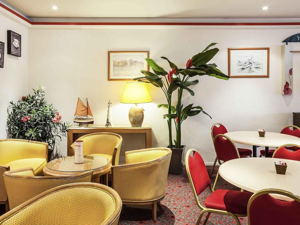 Ibis Chatellerault 21/31