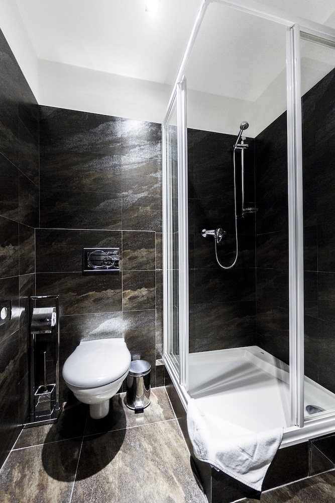 Hotel Herrmes 20/23