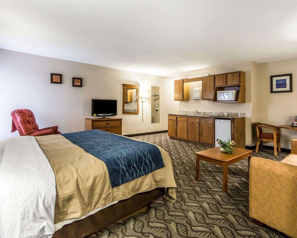 Quality Inn & Suites Circleville 14/53