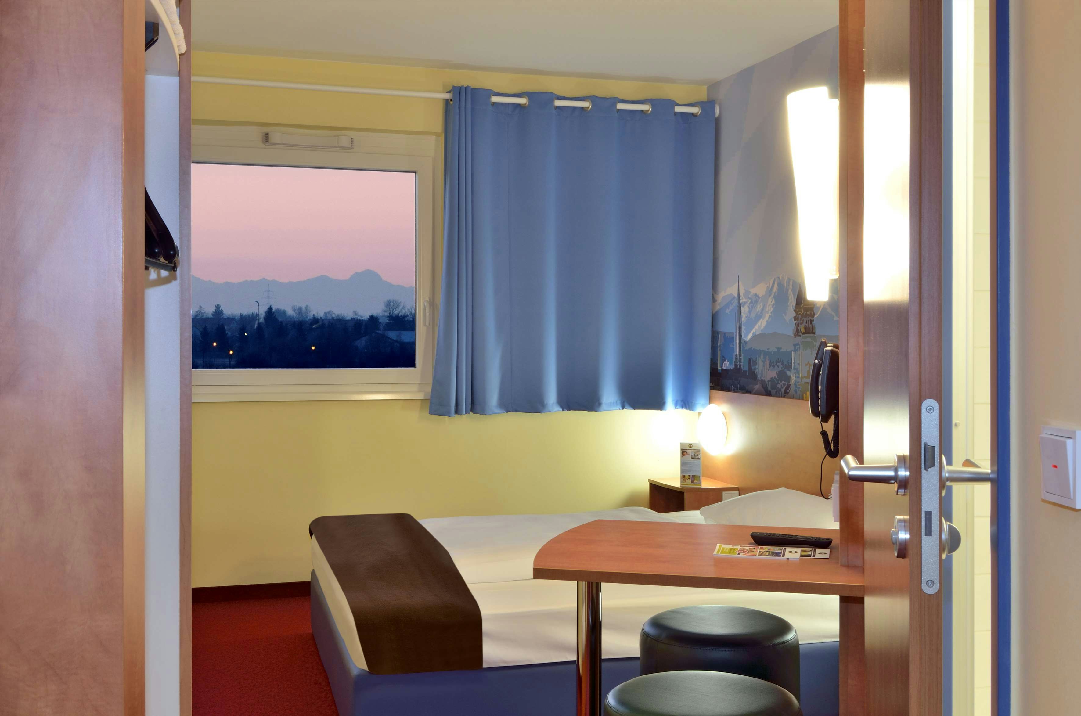 B&B Hotel Munchen-Airport 23/27