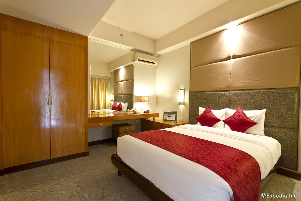 Sotogrande Hotel Resort 24/50