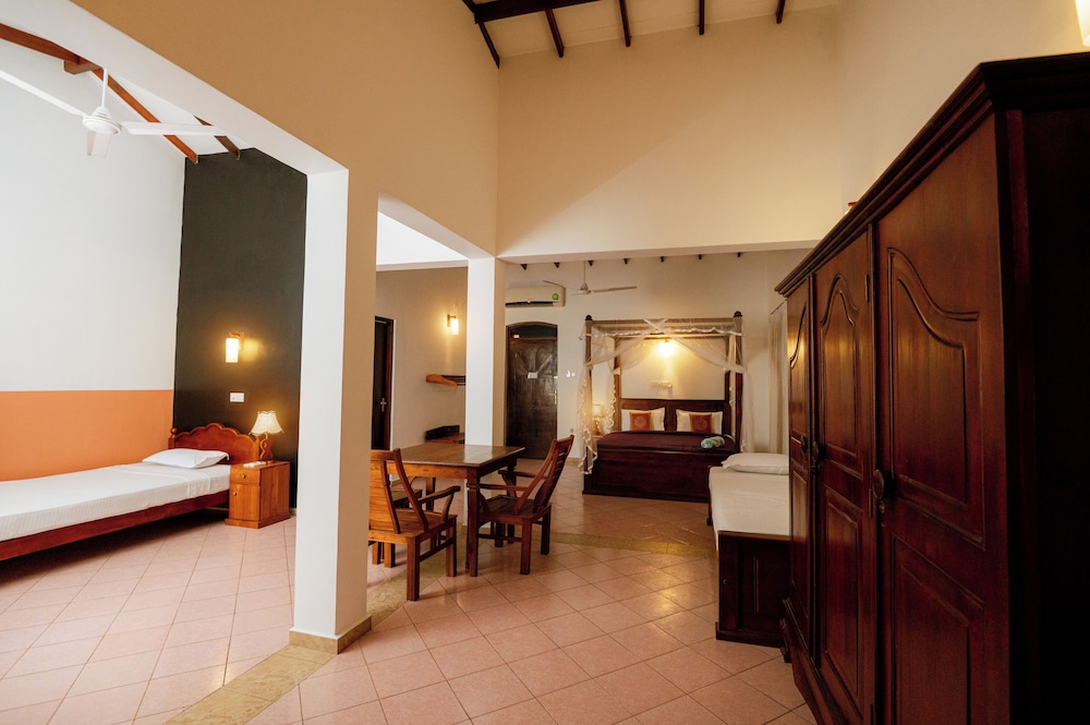 Prince Villa 18/39