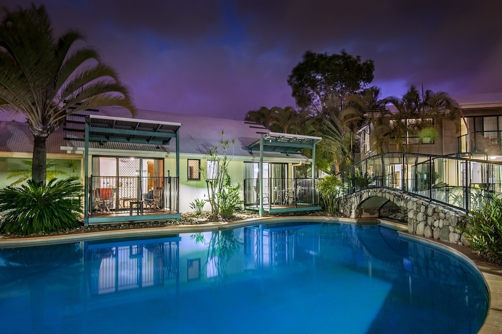 Ivory Palms Resort 10/79