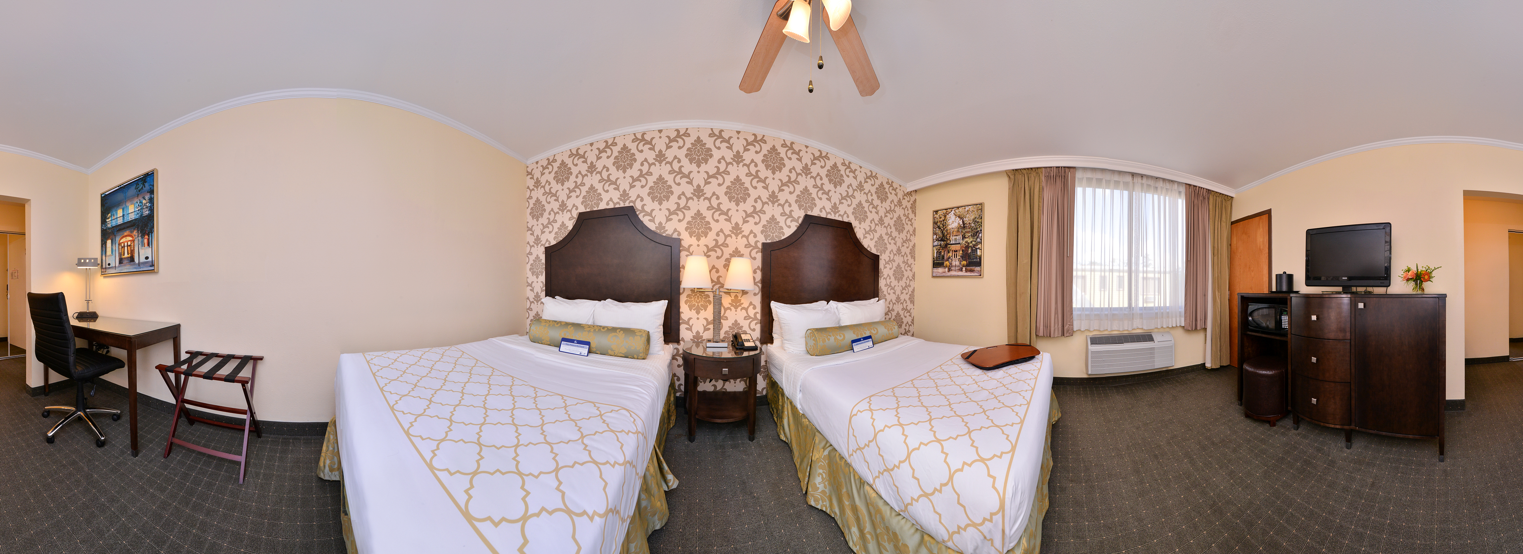 St Charles Inn, Superior Hotel 14/38