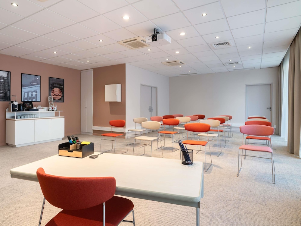 Ibis Styles Paris Porte D Orleans Hotel 60/69