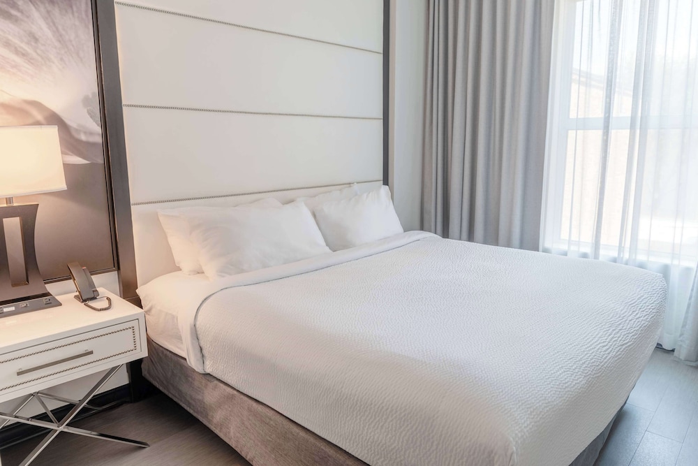1 Bedroom, Deluxe, King Bed