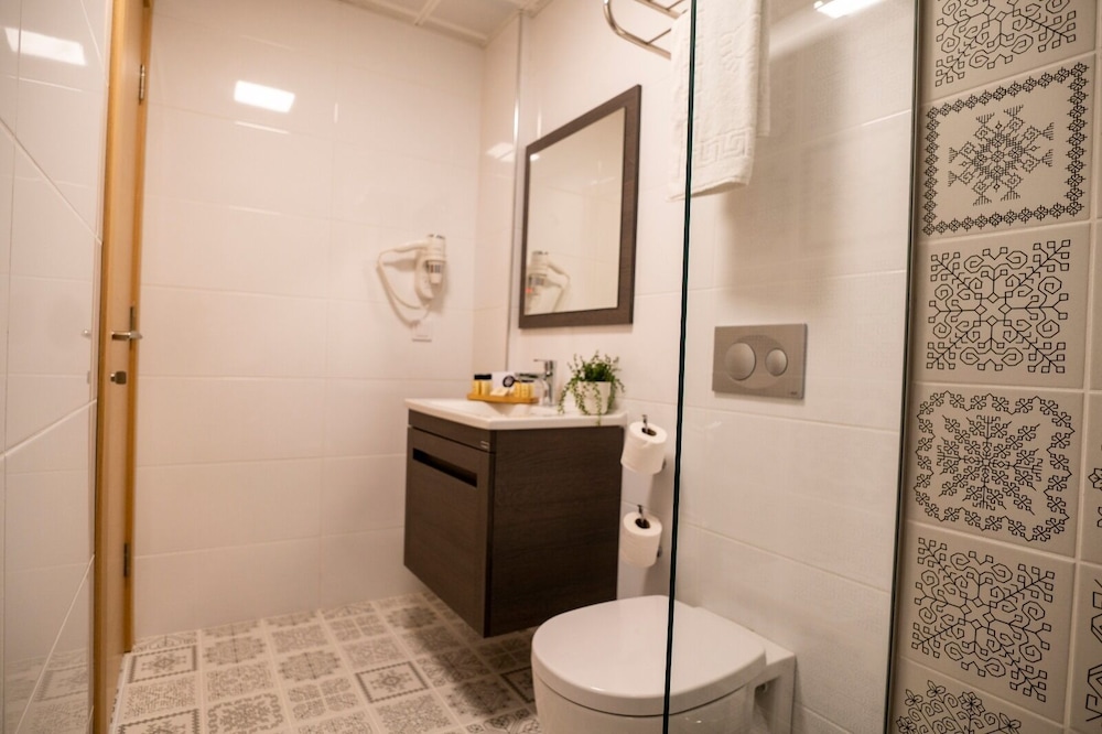Urla 1867 Hotel 44/50