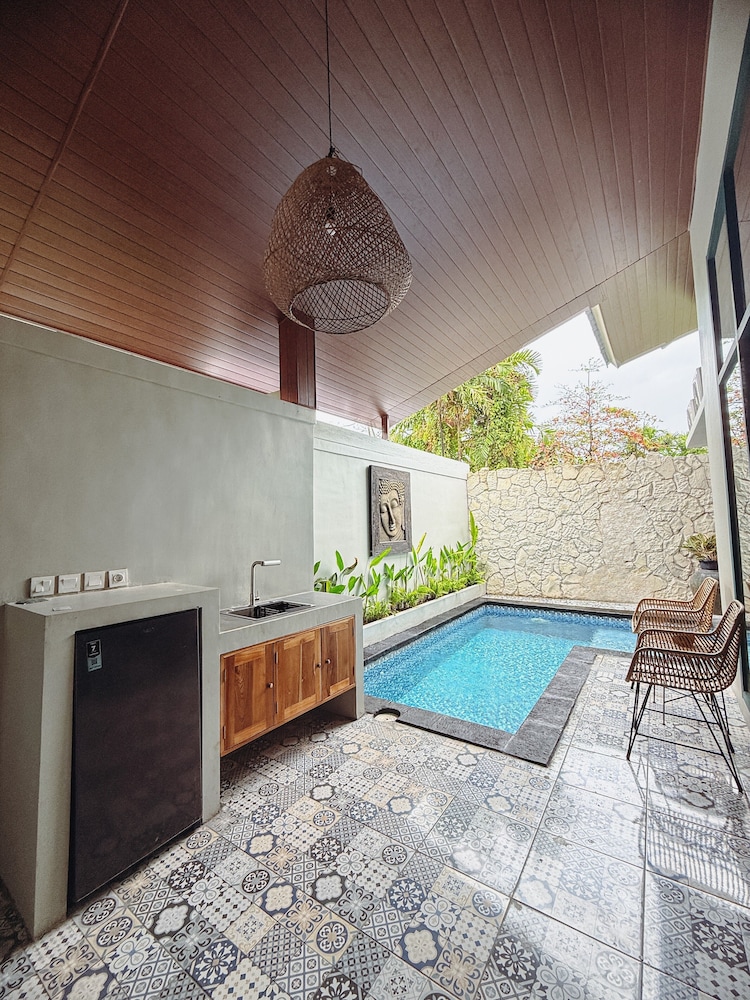 The Reward Villas Kerobokan 25/50