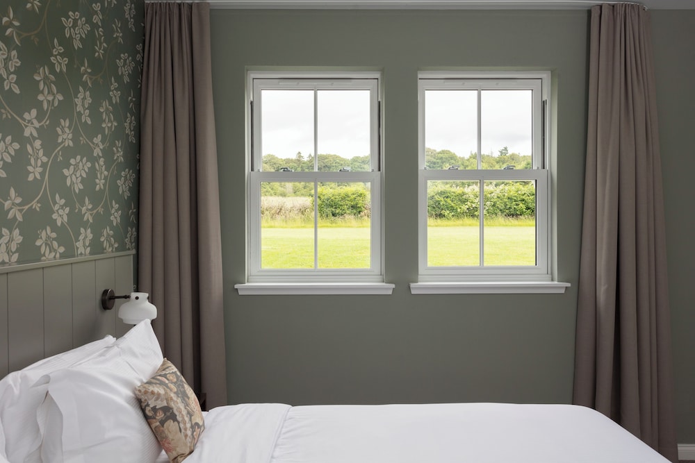 Roxburghe Cottages Part of Destination by Hyatt 10/50